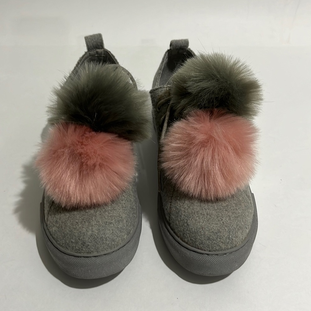 New, Open Box. Confortable  gray pink Women Shoes Size : 8